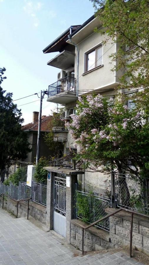 Belivanovi B&B House Veliko Tarnovo Luaran gambar